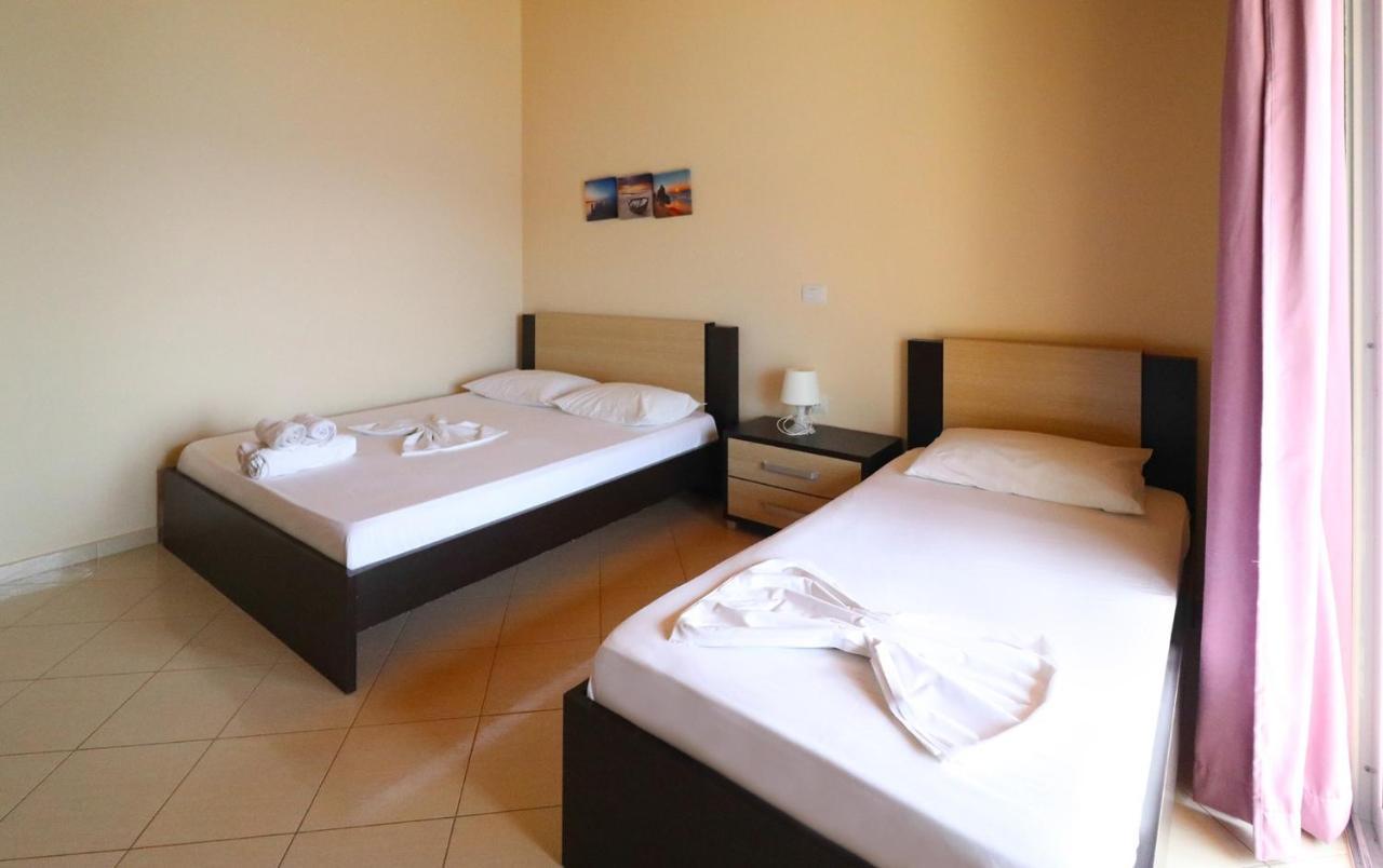 Hotel Potami Beach - Mondi Goro Himare Exteriör bild
