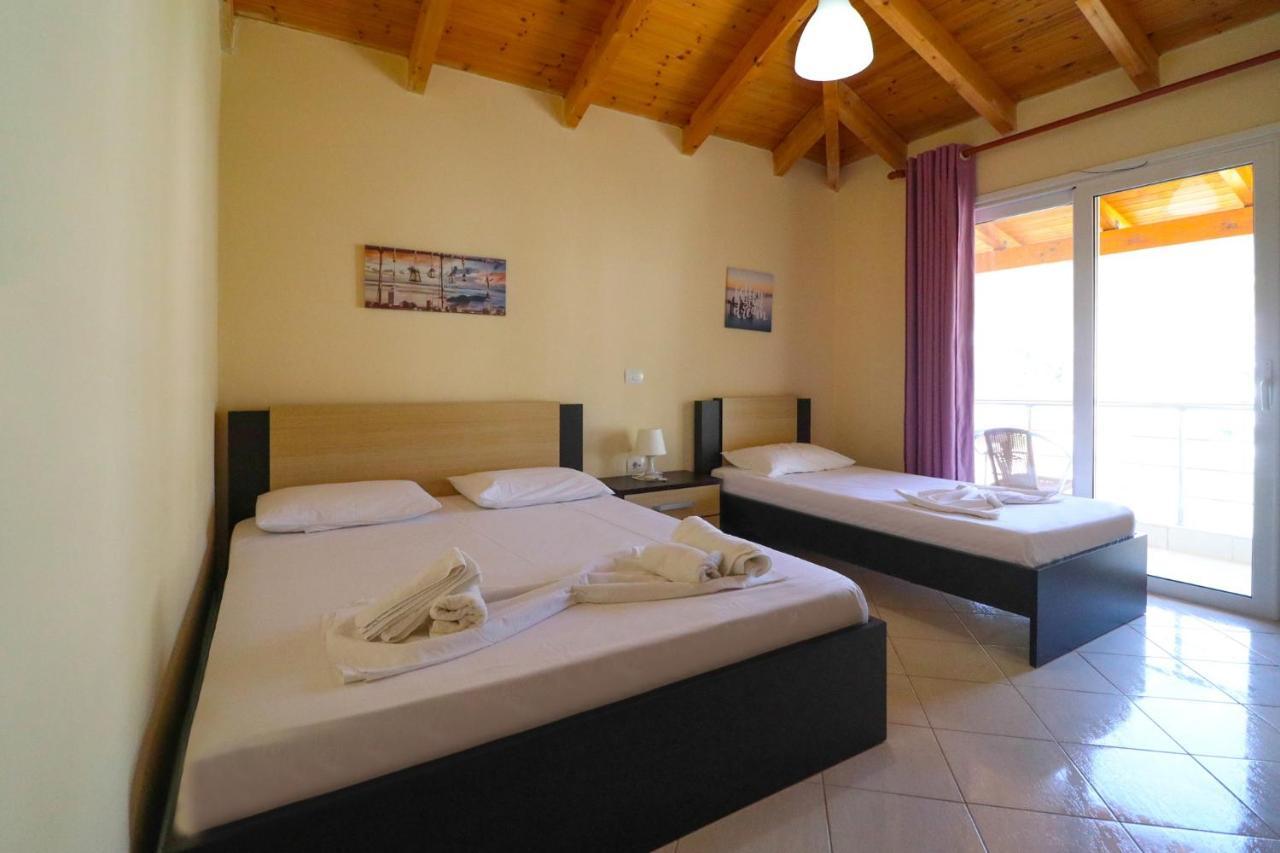 Hotel Potami Beach - Mondi Goro Himare Exteriör bild