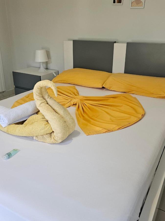 Hotel Potami Beach - Mondi Goro Himare Exteriör bild