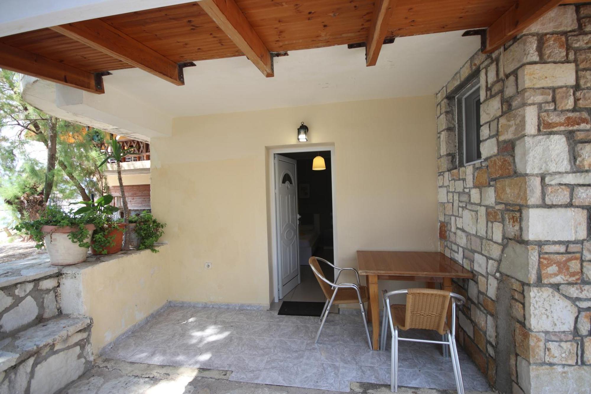 Hotel Potami Beach - Mondi Goro Himare Exteriör bild